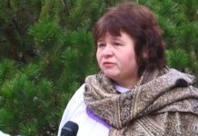 ЁЛОЧНЫЕ БАЗАРЫ В РЫБНИЦЕ