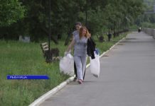 (Видео) РЫБНИЧАНЕ ПРИСОЕДИНИЛИСЬ К АКЦИИ «ЧИСТЫЙ БЕРЕГ»