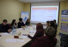 Общественники и госструктуры ищут пути сотрудничества в борьбе с домашним насилием и распространением ВИЧ Фото Центр развития и поддержки гражданских инициатив "Резонанс