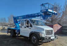 У коммунальщиков появилась возможность добраться в «поднебесную» Рыбницы Долгожданная автовышка появилась в Рыбнице. Фото: rybnitsa.org