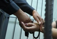 Трагедия в Пермском крае: многодетная мать пыталась покончить собой предварительно задушив двоих детей Мать задушила двоих детей. Фото: ufatoday.ru