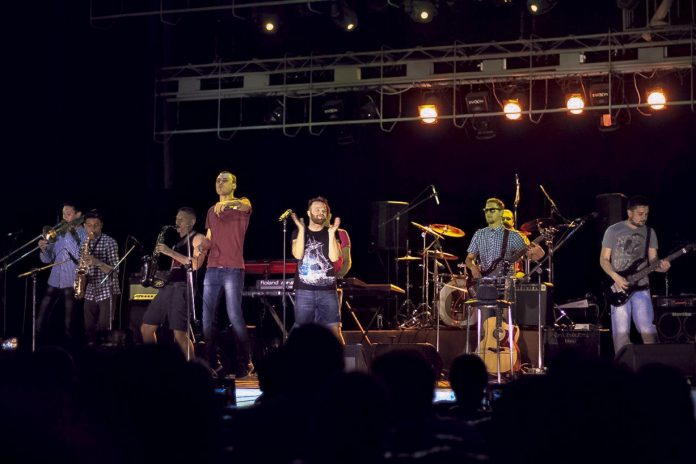 Музыканты «LAnЖERON» из Тирасполя. Фото: langeron-np.tilda.ws Музыканты «LAnЖERON» из Тирасполя. Фото: langeron-np.tilda.ws