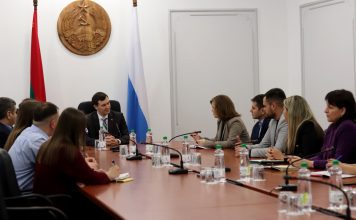 «Оцифровка» приднестровской медицины: переходить к электронному документообороту Минздрав будет поэтапно Руководство Минздрава и айтишники обсудили разработку нового ресурса