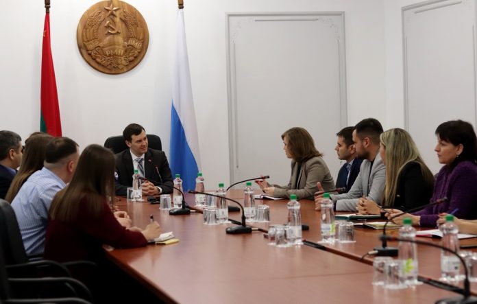 Руководство Минздрава и айтишники обсудили разработку нового ресурса Руководство Минздрава и айтишники обсудили разработку нового ресурса