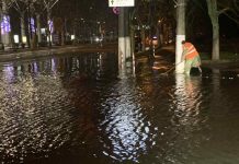 Непогода: в Одессе затопило часть улиц, на Стамбул надвигается ураган скоростью до 100 км/ч В Одессе затоплены улицы