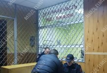 Владелец фирмы избил своего сотрудника Работодатель избил сотрудника