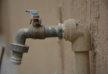 9 миллионов рублей выделят на строительство водопроводов Из Фонда капвложений на строительство водопроводных сетей выделят 9 млн.рублей