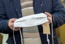 В Приднестровье начали шить медицинские маски В Приднестровье ограничили продажу масок в одни руки