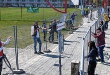 Германия и Швейцария разъединили влюбленных забором: на закрытую границу приходят десятки пар На закрытую границу приходят десятки влюбленных пар