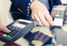 За прошлый год в Приднестровье более 50 процентов операций прошло по безналичной форме оплаты товаров и услуг Магазины в Приднестровье обяжут предоставить оплату по безналу