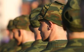 Выстрелил по неосторожности: солдат прямо на посту застрелил товарища В одной из воинских частей в Тирасполе от случайного выстрела погиб солдат