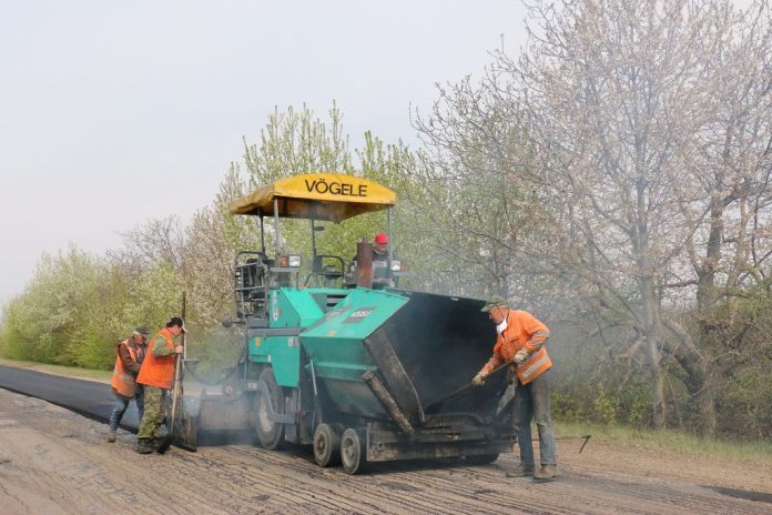 Ремонт дорог в Рыбницком районе идет по плану
