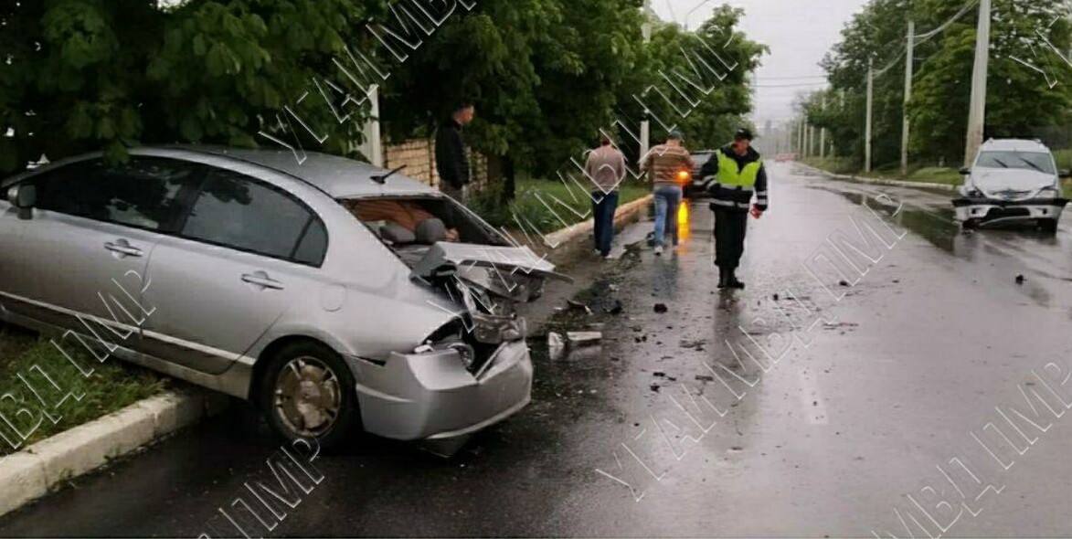 В столице сегодня произошло тройное ДТП. Фото: МВД ПМР