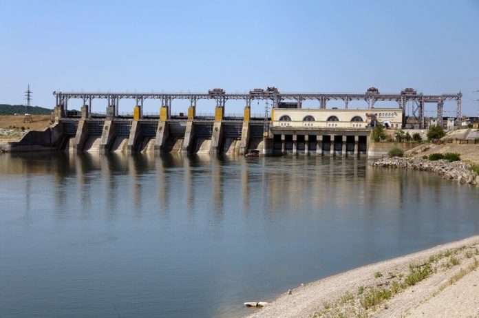 Уровень воды в реке Днестр