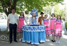 В Рыбнице прошла акция «Россия — необъятная страна» В Рыбнице прошла акция "Россия -- необъятная страна"