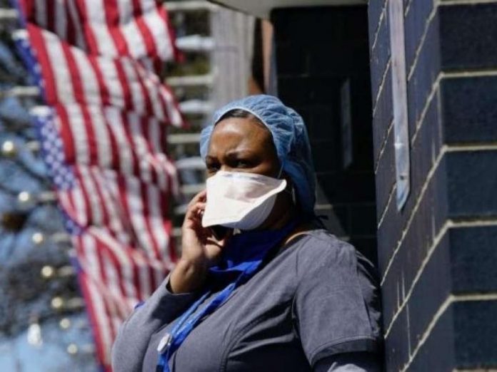 В Америке медики призывают возобновить жесткий карантин. Фото: lenta.ua