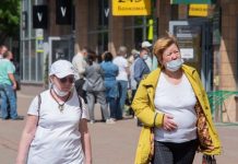 Люди какого возраста чаще заражаются коронавирусом в Приднестровье? Согласно статистике, из общего числа заразившихся приднестровцев 65,1% - женщины.