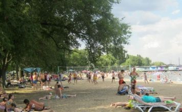 На Днестровском лимане 17-летнего подростка ограбили во время отдыха На Днестровском лимане 17-летнего подростка ограбили во время отдыха. Фото: disput-pmr.ru