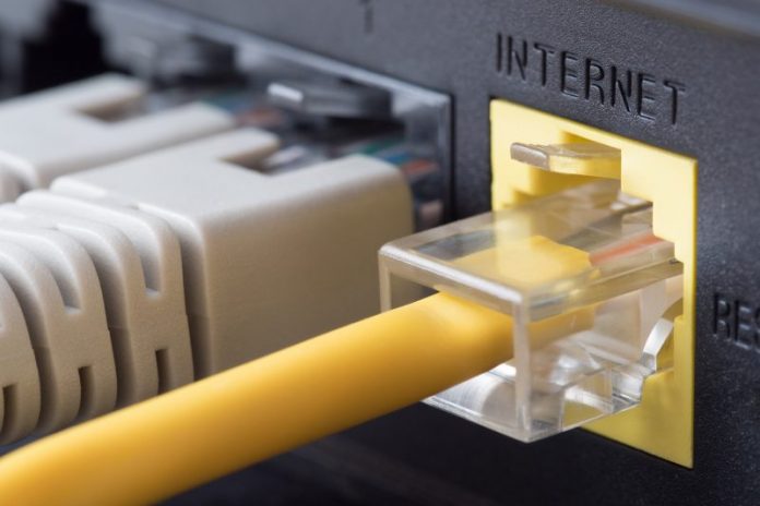 Оптоволоконный интернет появится в школах Приднестровья в августе Оптоволоконный интернет появится в школах Приднестровья в августе