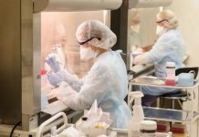 Доплаты медикам, задействованным в борьбе с COVID-19, будут зависеть от уровня риска Оперштаб: размер финансового поощрения медикам должен зависеть от уровня риска. Фото: m.123ru.net