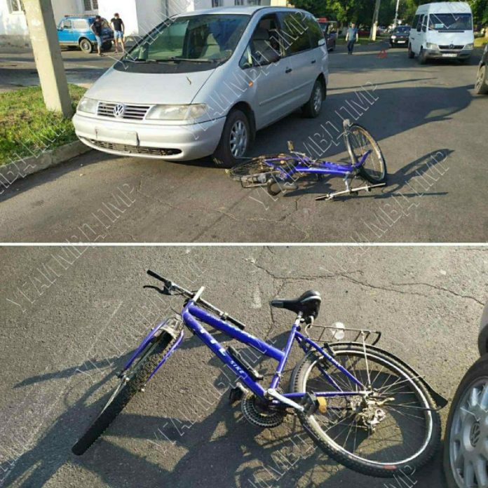 Пьяный велосипедист попал в ДТП