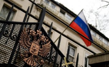 Въехать в Россию тем, кто имеет близких родственников-граждан РФ, теперь будет проще Условия въезда в Россию для родственников граждан РФ решают упростить. Фото: life.ru