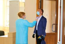 Для школ закупят средства индивидуальной защиты на сумму более 8,5 млн рублей Фото из открытых источников: власти закупят дезинфицирующие средства и термометры