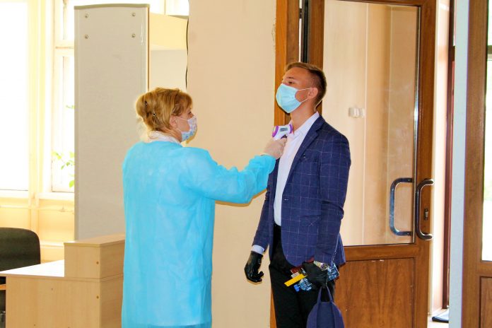 Фото из открытых источников: власти закупят дезинфицирующие средства и термометры Фото из открытых источников: власти закупят дезинфицирующие средства и термометры