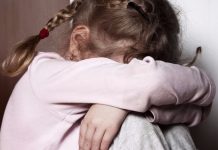 В Рыбнице подвыпившая мать избила свою 11-летнюю дочь Мать избила 11-летнюю дочь