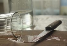 В Рыбнице брат чуть не зарезал ножом брата В Рыбнице брат чуть не зарезал ножом брата