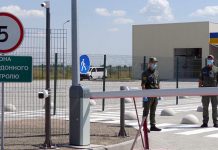 Украина закрыла границы с Беларусью и Россией Украина закрывает границу для иностранных граждан