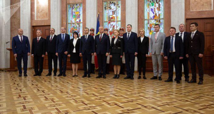 В Молдове утвержден новый состав правительства