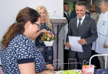 В Приднестровье родителям новорождённых будут дарить подарки от президента Фото: пресс-служба Президента ПМР. Поздравления новорожденных