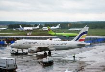 Молдавский пассажирский самолет задержали в Дублине за долги Фото planephoto.ru