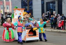 Масленица-2021. Рыбница Масленица 2021. Емеля на печи