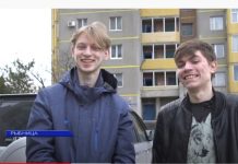 Выпускники школы-интерната получили путевку в жизнь от ММЗ Подопечные ММЗ Артем и Степан делятся впечатлениями о работе на предприятии