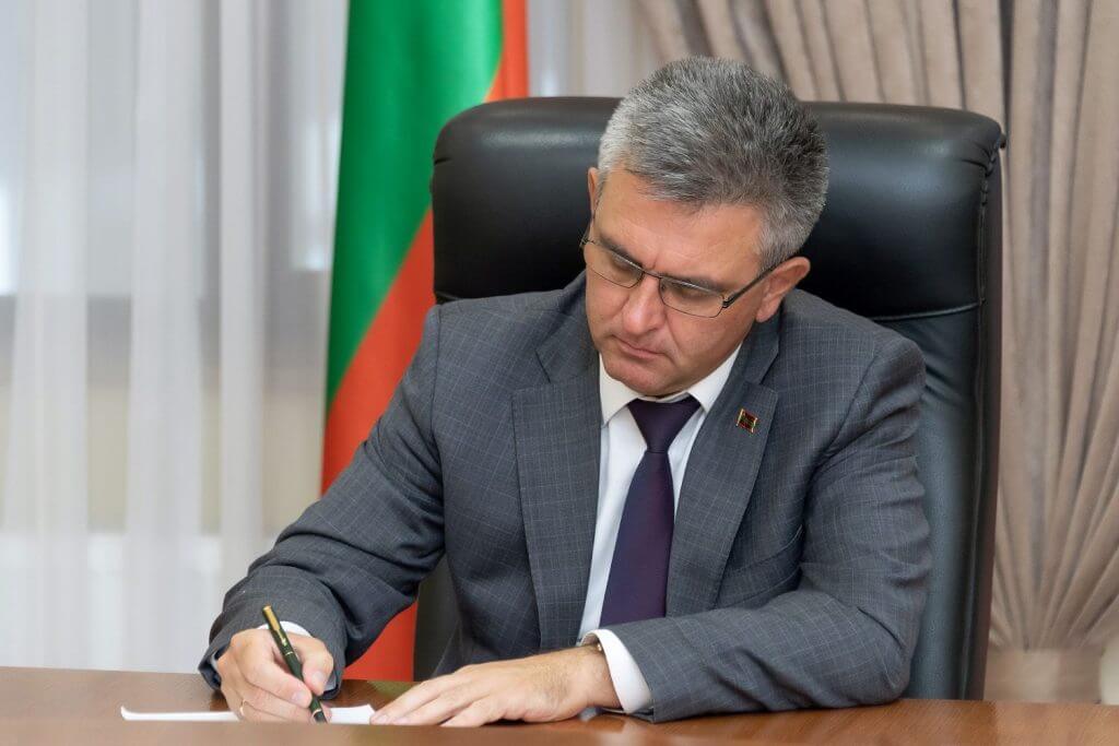Президент ПМР Вадим Красносельский предложил продлить карантинные меры