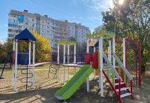 В Рыбнице обустраивают детские площадки