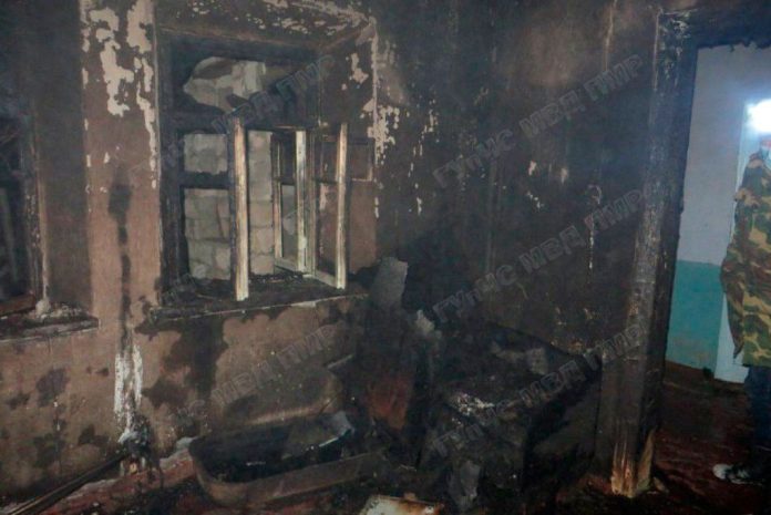 При пожаре погиб мужчина При пожаре погиб мужчина