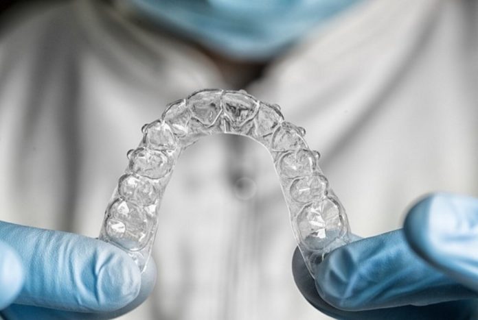 Элайнеры -- альтернатива брекетам