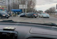 Авария в Рыбнице. Трое пострадавших авария в рыбнице 3. Фото пресслужба ГАИ МВД ПМР