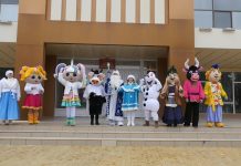 Сказочные персонажи поздравили рыбничан со Старым Новым годом