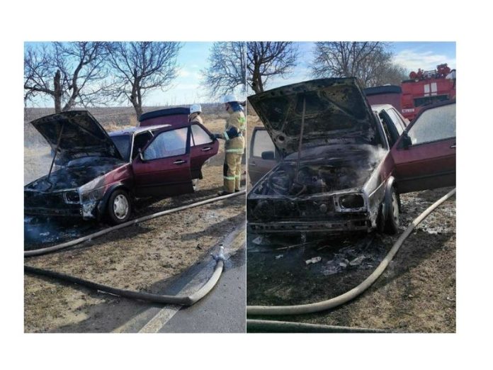 По дороге загорелась машина