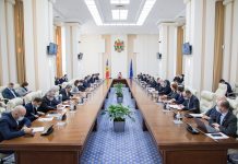 Молдавские местные органы власти получат 21 000 000 леев на управление миграционным кризисом в Украине Фото пресс-центр Правительство РМ