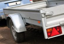 Верховный Совет принял поправки, уточняющие права водителей с категорией В Автомобиль с прицепом