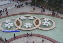 В Рыбнице вновь запустили фонтан с лилиями