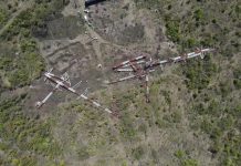 Еще десять взрывных устройств были обнаружены на территории радиовещательного центра в посёлке Маяк Радиоретранслятор после взрыва. Источник фото: сайт Следственного комитета ПМР