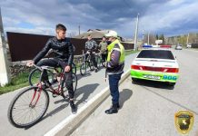 ГАИ проводит профилактическую операцию среди велосипедистов, водителей мопедов и мотоциклов профоперация гаи. Фото прессцентр МВД ПМР