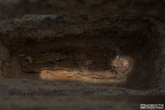 Гробница монгольского воина. ИА Новости Приднестровья. Автор фото_ Сергей Симоненко Гробница монгольского воина. ИА Новости Приднестровья. Автор фото_ Сергей Симоненко