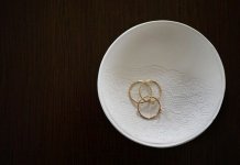 Рыбничанка украла у подруги золотые кольца украла, подруги, золотые, Рыбницы,